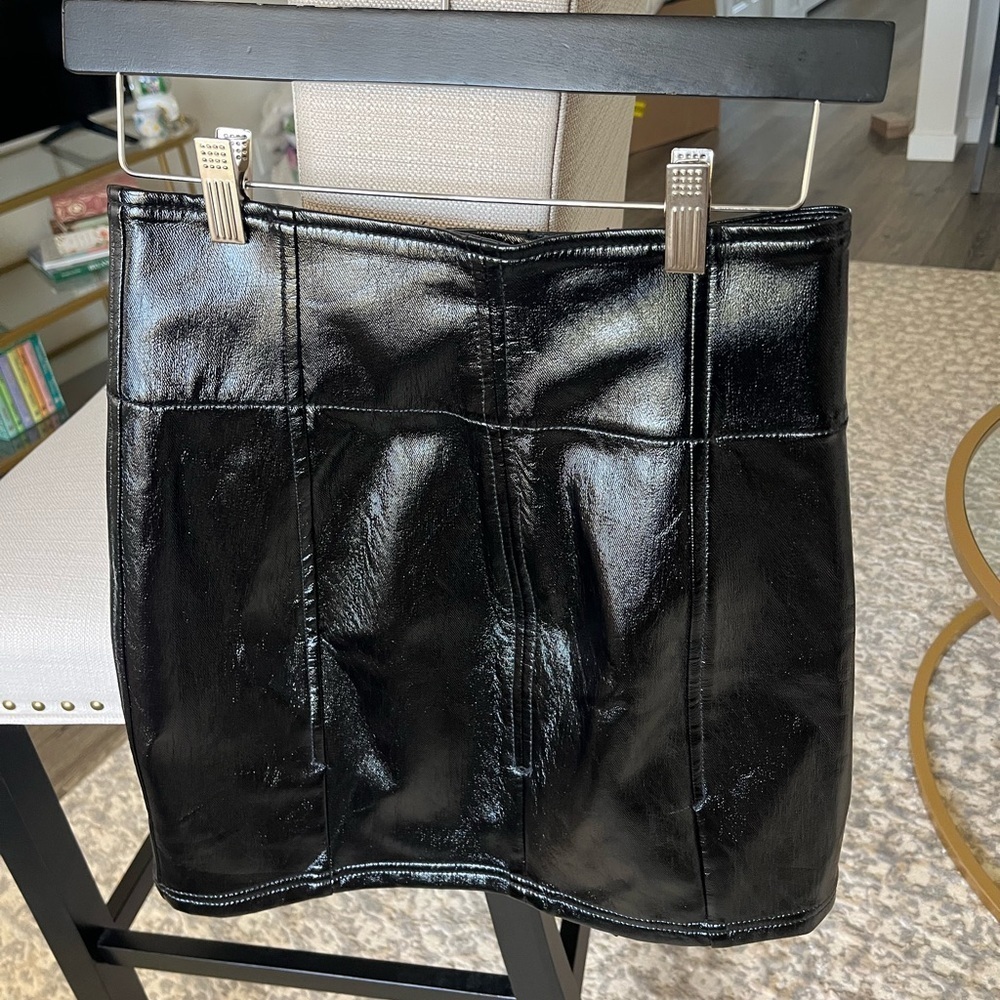 EUC Free People Black Began Leather Mini Skirt Size 2